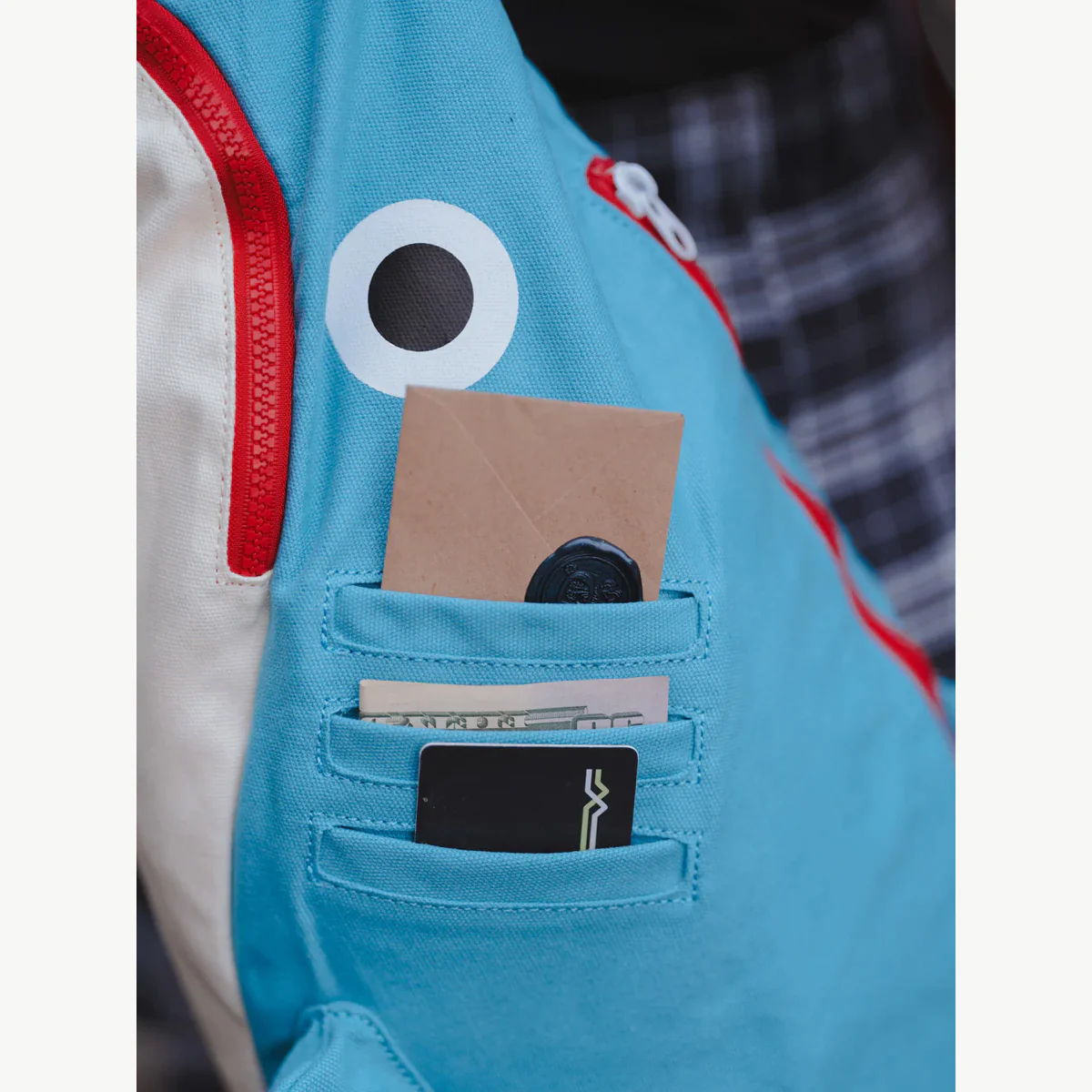 ohmonah Shark Duffle - Image 6