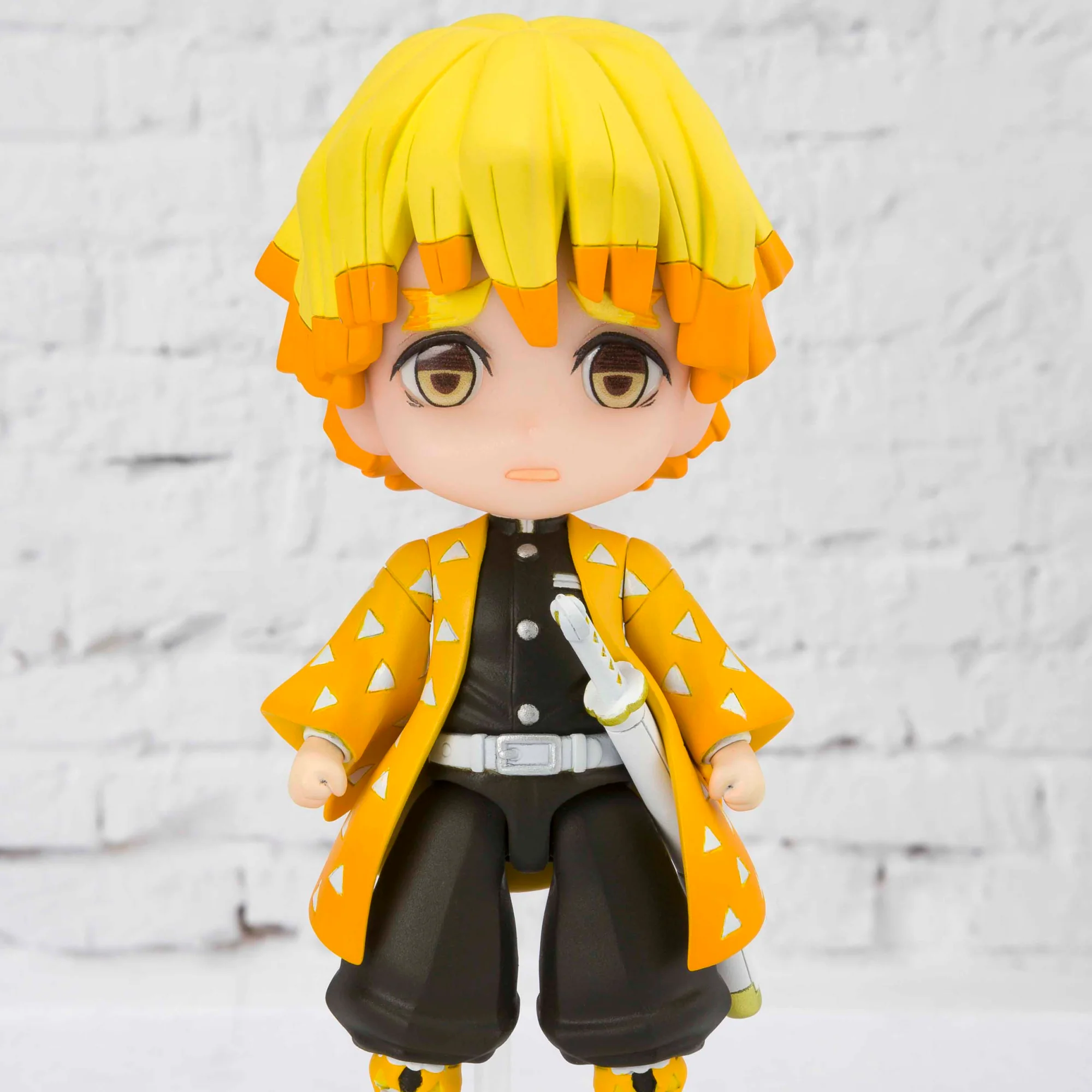 Zenitsu Agatsuma Demon Slayer Figuarts Mini - Image 3