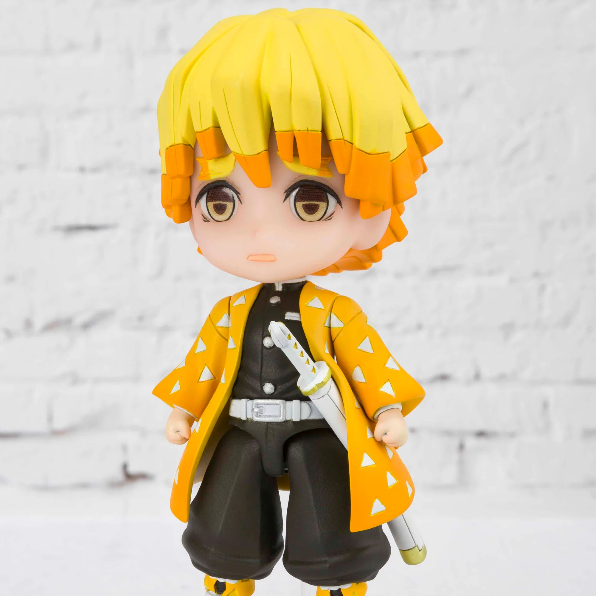 Zenitsu Agatsuma Demon Slayer Figuarts Mini - Image 4
